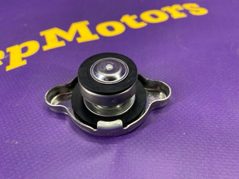 Крышка радиатора LX450 FZJ80 1FZ-FE Крышка радиатора LX450 FZJ80 1FZ-FE