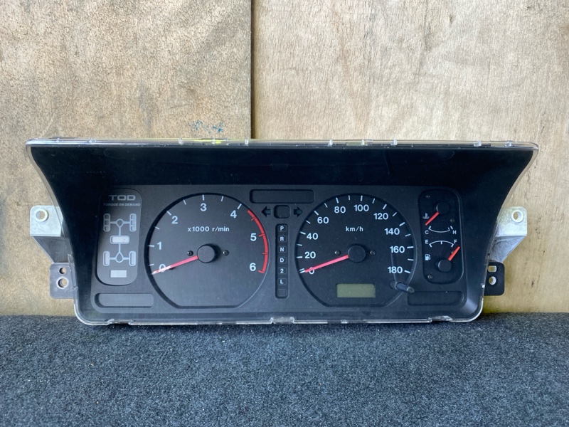 Спидометр ISUZU BIGHORN UBS73GW 8971683400 контрактная
