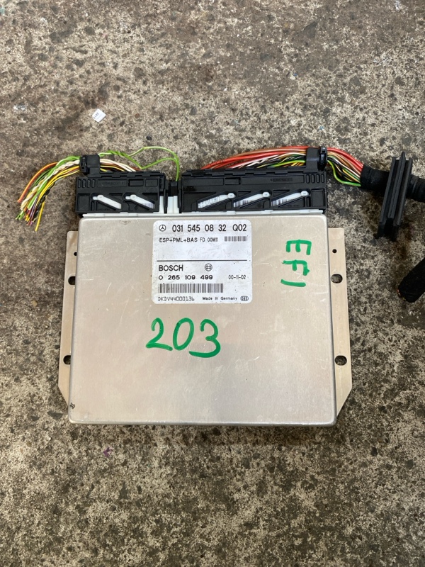 Блок EFI MERCEDES-BENZ E-CLASS W210 0315450832Q02 контрактная