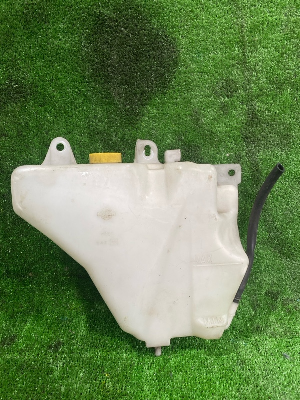 Бачок расширительный NISSAN LAUREL GNC35 RB25DE
