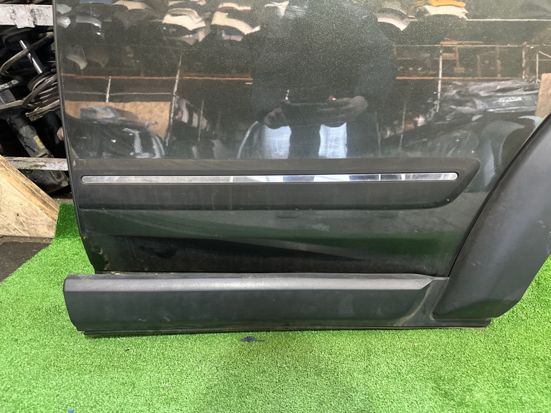 Дверь задняя левая DISCOVERY L318 Дверь задняя левая DISCOVERY L318