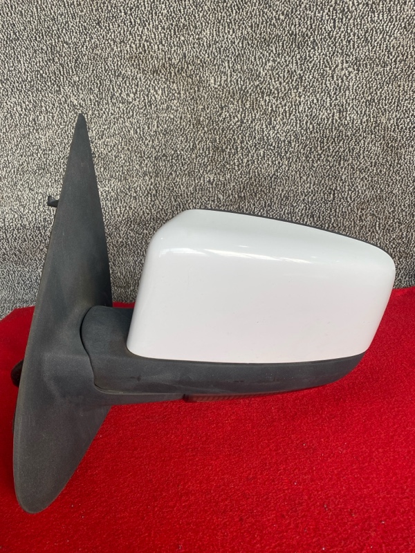 Зеркало левое NAVIGATOR U228