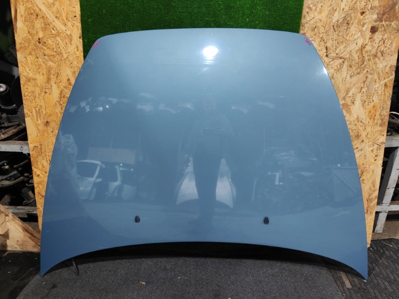 Капот VOLVO v50 2004 MW76 31371415 контрактная