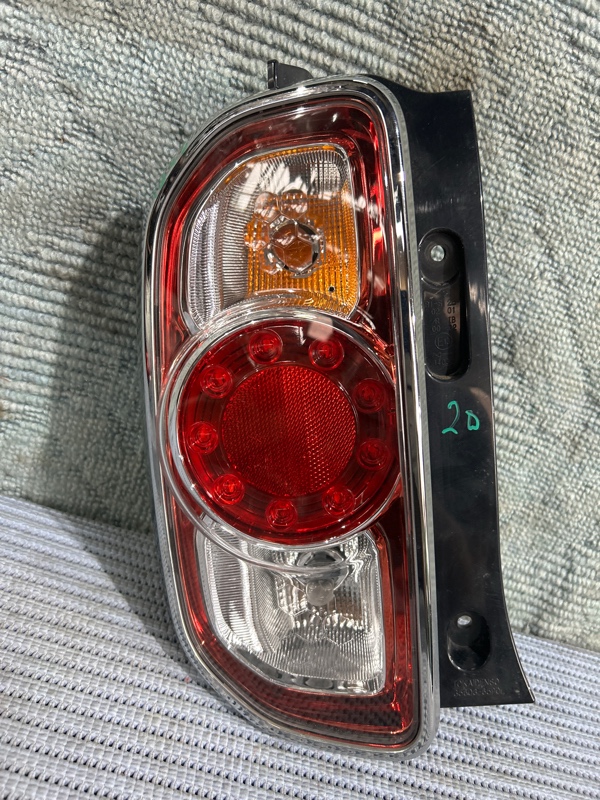 Стоп-сигнал левый SUZUKI HUSTLER MR41S 35603-65P0 контрактная