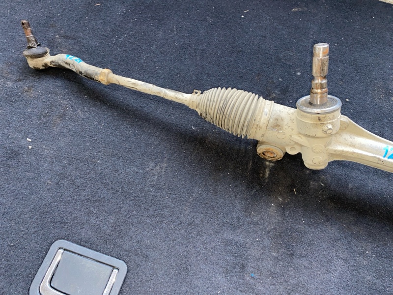 Рулевая рейка для TOYOTA NOAH ZRR85 3ZRFAE, 45510-28240 2 ракурс Рулевая рейка для TOYOTA NOAH ZRR85 3ZRFAE, 45510-28240 2 ракурс
