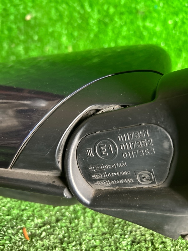Зеркало правое 3-Series