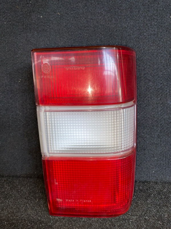 Вставка багажника левая VOLVO 850 1993 LW45 9133844 контрактная