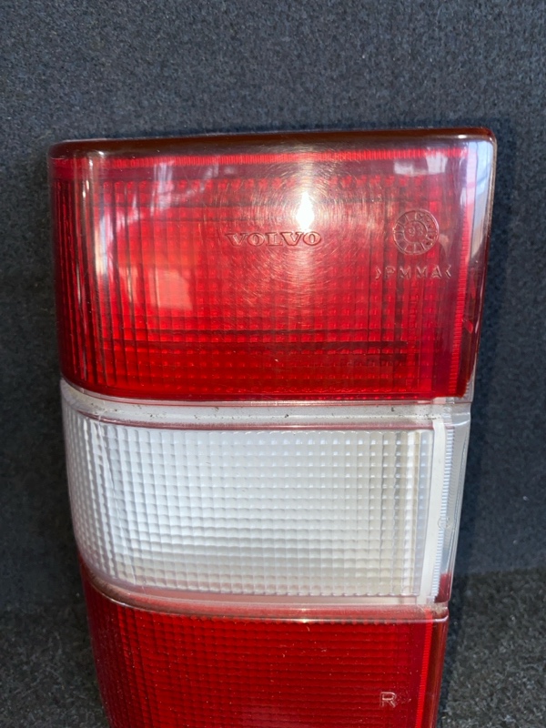 Вставка багажника правая 850 1993 LW45 Вставка багажника правая 850 1993 LW45