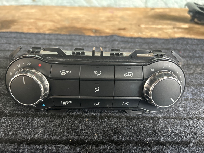 Блок управления климат-контролем MERCEDES-BENZ B-CLASS W246 A2469004405 контрактная