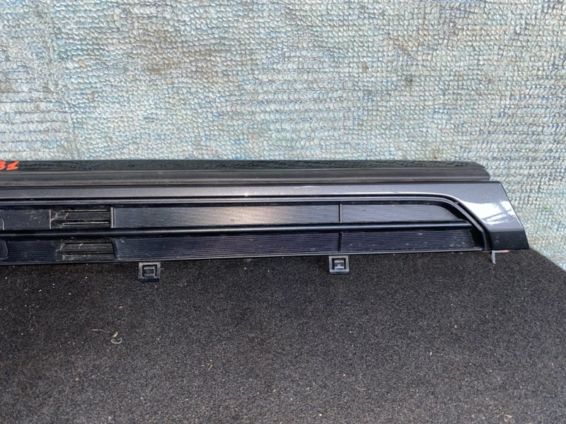 Решетка радиатора SPACIA MK53S
