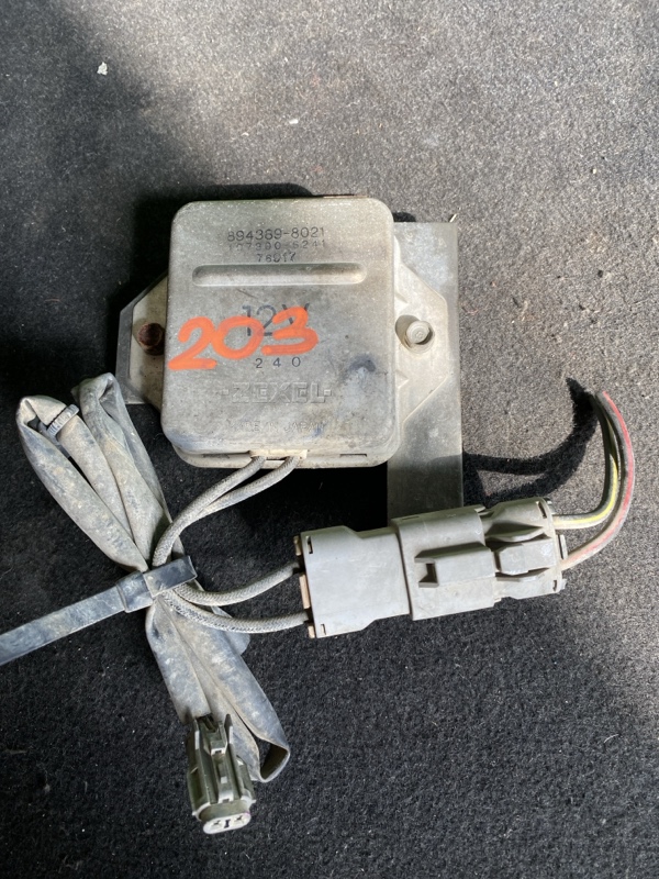 Реле накала ISUZU MU UCS69GW 4JG2 8943898021 контрактная