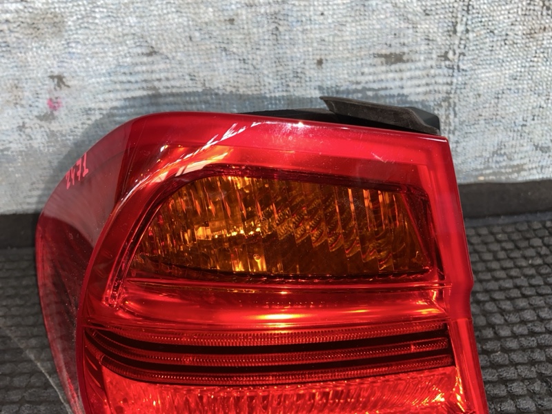 Стоп-сигнал левый 3-Series 2005 E90