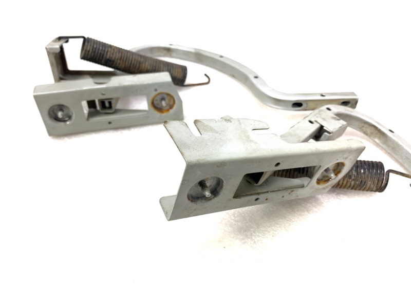 Петля крышки багажника Otaka CK-1 MR7151A 2007 MR479QA