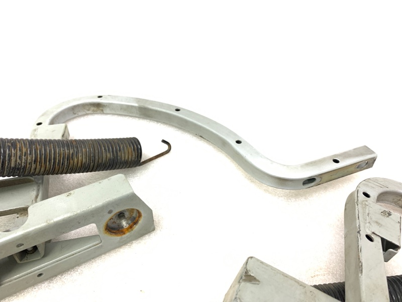 Петля крышки багажника Otaka CK-1 MR7151A 2007 MR479QA