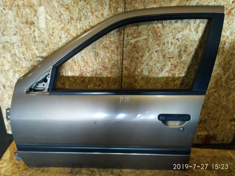Дверь боковая Nissan Primera P10 SR18DE 1990 передняя левая
