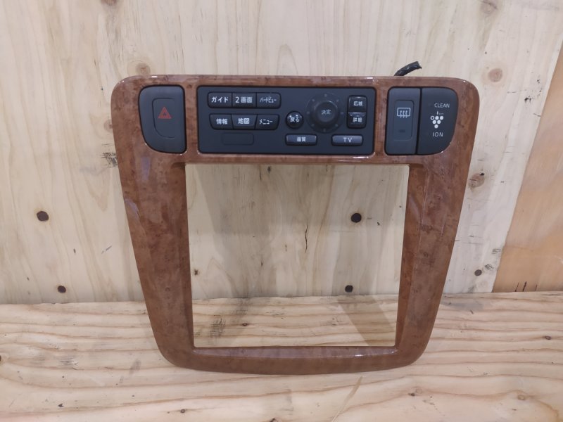 Рамка магнитофона Nissan Liberty RM12 QR20DE 2003