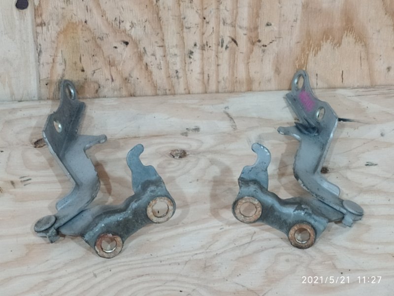 Петля капота Toyota Sprinter AE110 5A-FE 1999