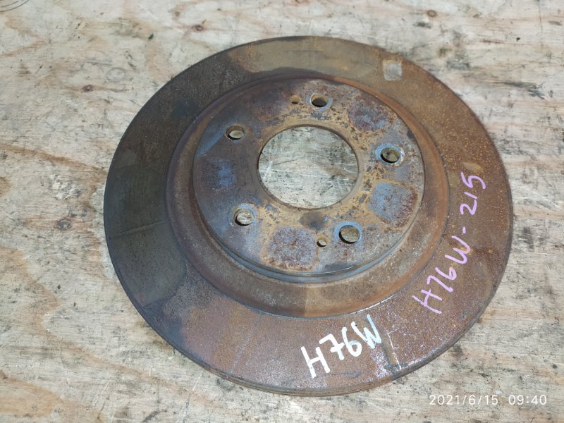 Диск тормозной Mitsubishi Pajero Io H76W 4G93 2003 передний