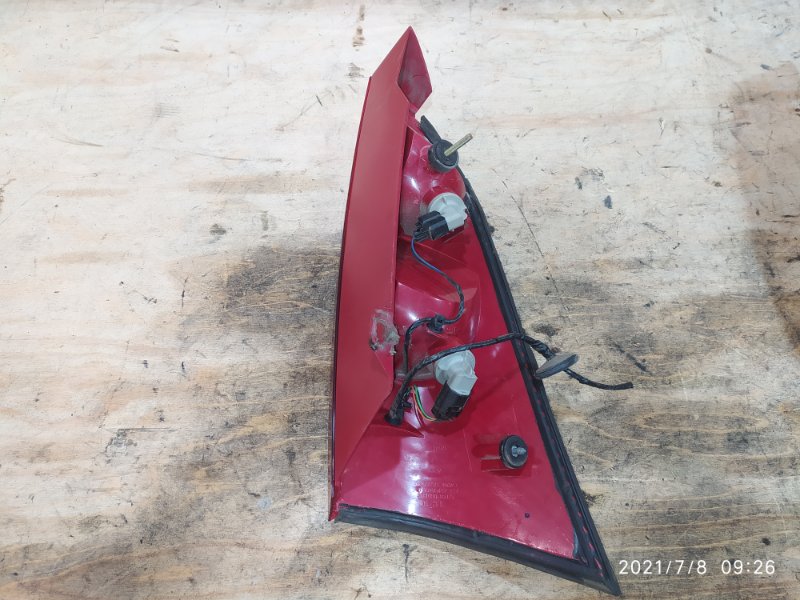 Фонарь стоп-сигнала правый Focus 2000 FYDA