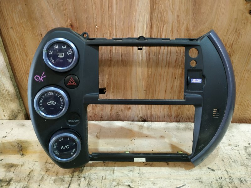 Блок управления климат-контролем Toyota Will Cypha NCP70 2NZ-FE 2005