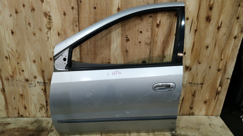 Дверь боковая Nissan Tino HV10 SR20DE 1999 передняя левая