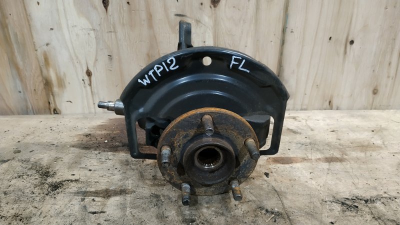 Ступица Nissan Primera WTP12 QR20DE 2004 передняя левая