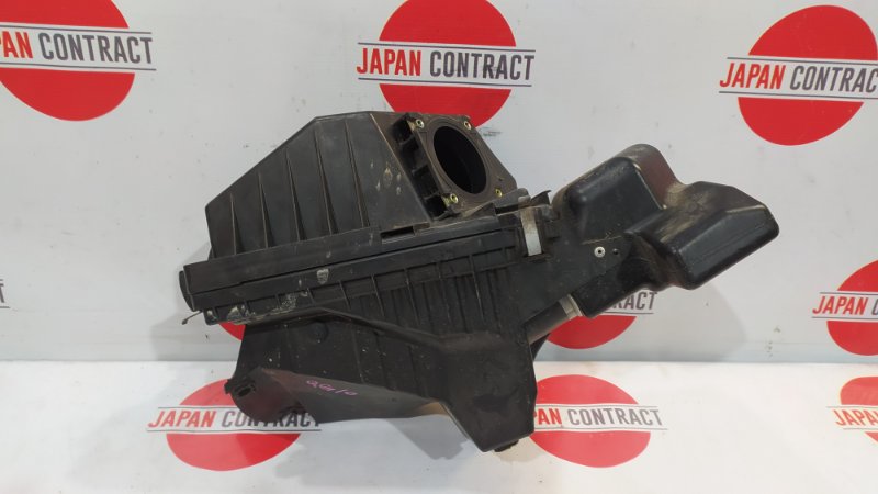 Корпус воздушного фильтра Nissan Bluebird Sylphy QG10 QG18DE 2000