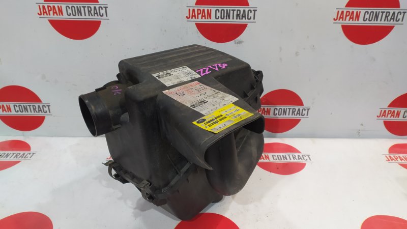 Корпус воздушного фильтра Toyota Vista Ardeo ZZV50G 1ZZ-FE 1998