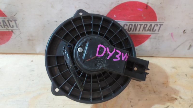 Вентилятор печки Mazda Demio DY3W ZJ-VE 2007