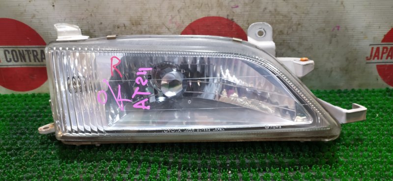 Фара Toyota Carina AT211 7A-FE 1998 правая
