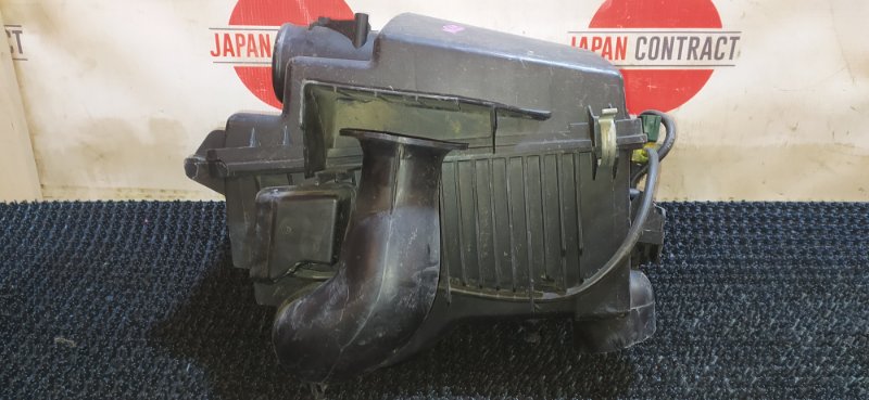 Корпус воздушного фильтра Mazda Atenza GY3W L3-VE 2003