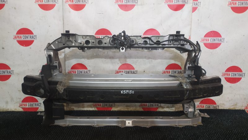 Рамка радиатора Toyota Vitz KSP130 1KR-FE 2013