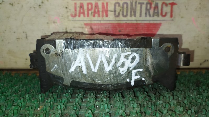 Колодки тормозные Toyota Camry AVV50 2AR-FXE 2012 передние