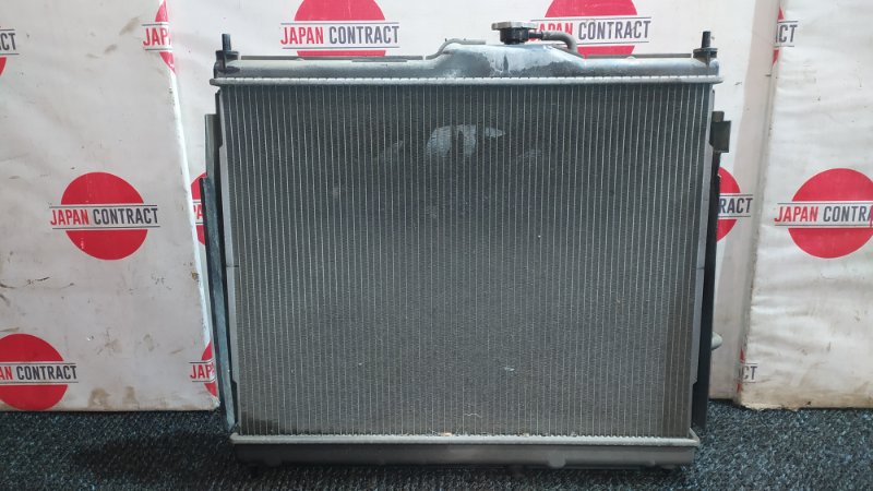 Радиатор двигателя Nissan Nv200 VM20 HR16DE 2011