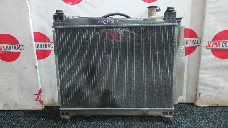 Радиатор двигателя Toyota Funcargo NCP21 1NZ-FE 2000
