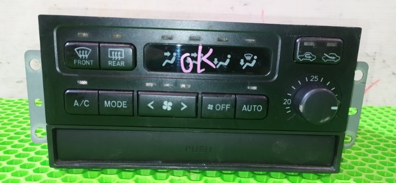 Блок управления климат-контролем Toyota Land Cruiser Prado KDJ95 1KD-FTV