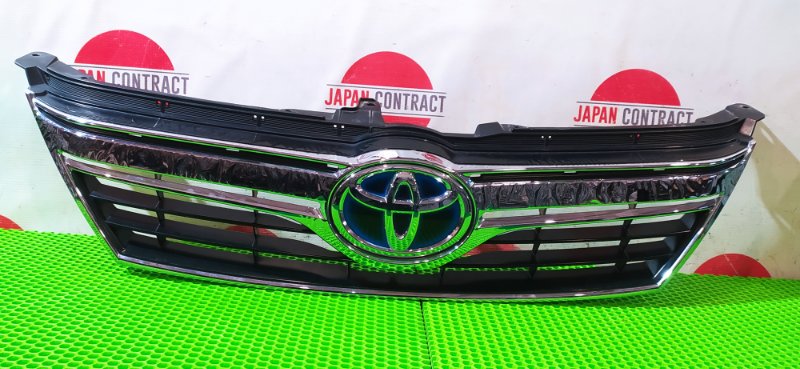 Решетка радиатора Toyota Camry AVV50 2AR-FXE 2011
