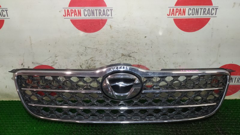 Решетка радиатора Toyota Corolla Fielder NZE124 1NZ-FE 2001