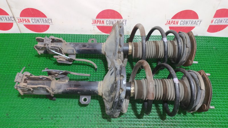 Стойка подвески Toyota Harrier MCU30W 1MZ-FE 2005 передняя