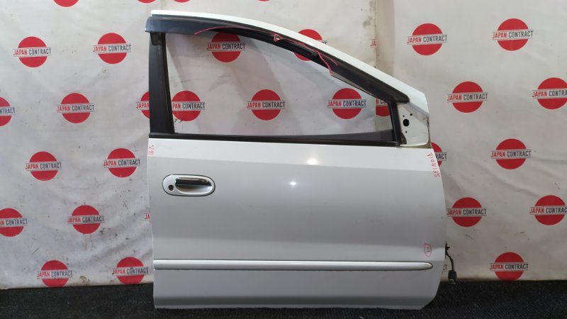 Дверь боковая Nissan Tino V10 QG18DE 2001 передняя правая