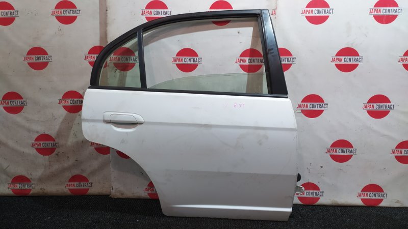 Дверь боковая Honda Civic Ferio ES1 D15B 2003 задняя правая