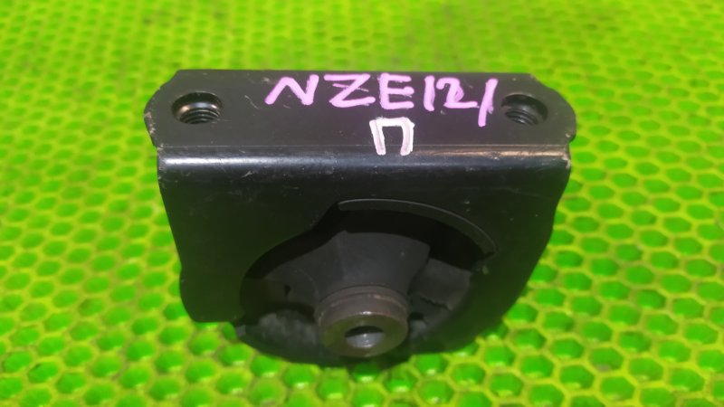 Подушка двигателя Toyota Allex NZE121 1NZ-FE 2004 передняя