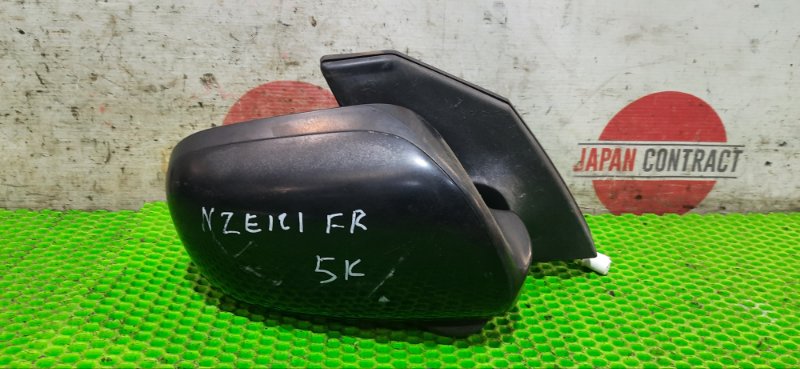 Зеркало боковое Toyota Corolla Fielder NZE121G 1NZ-FE 2002 правое