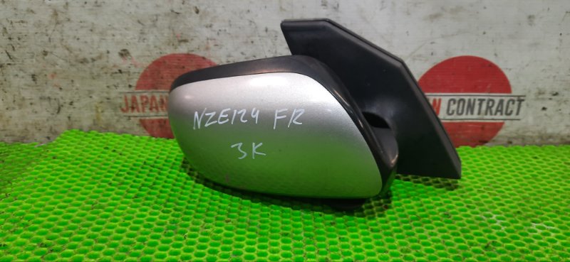 Зеркало боковое Toyota Corolla Fielder NZE124G 1NZ-FE 2001 правое