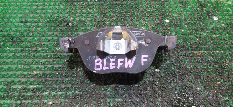 Колодки тормозные передние Mazda AXELA 2009 BLEFW LF-VDS Б/У
