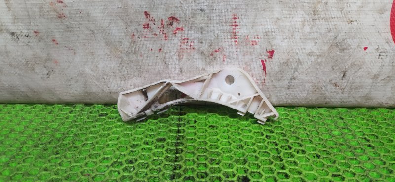 Клипса бампера передняя левая ATENZA 2004 GG3S L3-VE