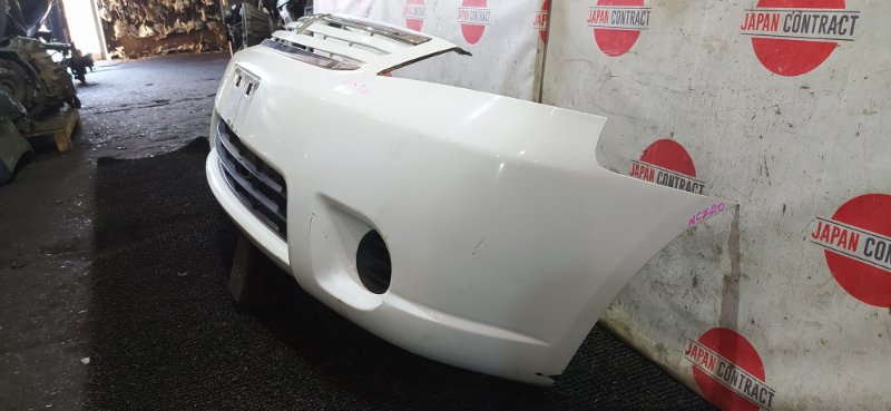 Бампер передний Toyota Raum NCZ20 1NZ-FE Бампер передний Toyota Raum NCZ20 1NZ-FE