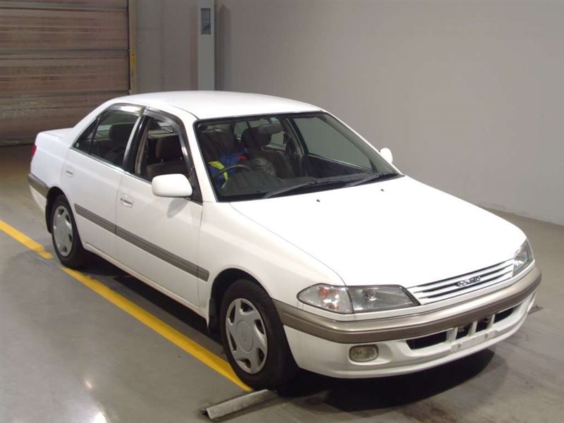 Автомобиль Toyota Carina AT211 7A-FE 1997 года в разбор