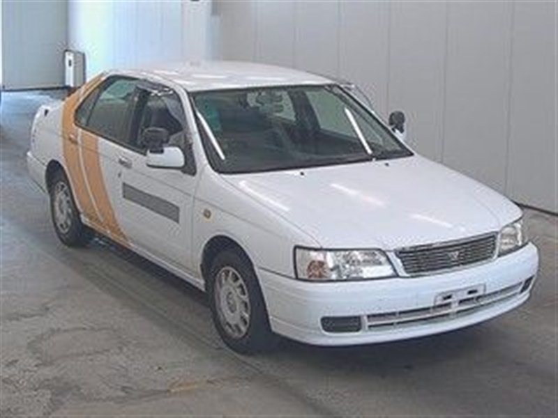 Автомобиль Nissan Bluebird QU14 QG18DE 2001 года в разбор
