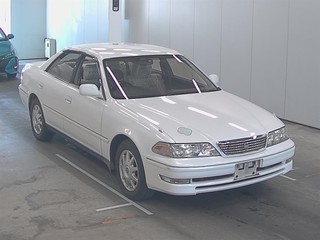 Автомобиль Toyota Mark II JZX100 1JZ-GE 2000 года в разбор
